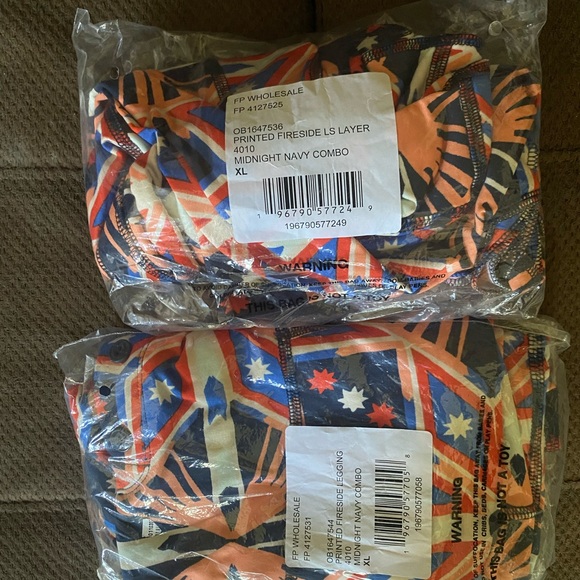 Free People, XL(16) Fireside Henley Top L/S w/thumbhole, NWT - Picture 4 of 7